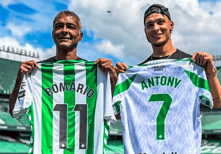 3000万镑豪赌“圆规”救急？巴萨盯上曼联弃将，20万周薪成西甲逆袭关键